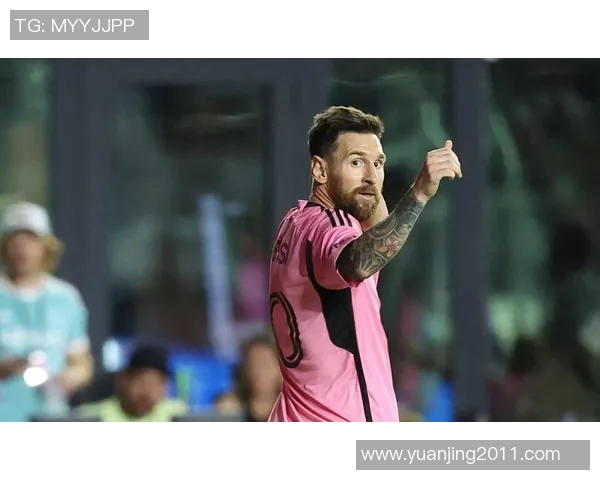 进球瞬间的精彩回顾与分析:每一颗进球背后的战术布局与球员智慧 进球瞬间的精彩回顾与分析:每一颗进球背后的战术布局与球员智慧