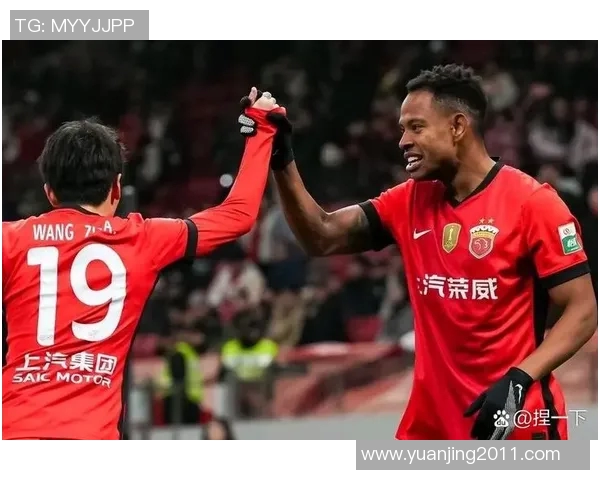 中超联赛激战正酣 足球强国之路渐显曙光 未来发展与挑战并存